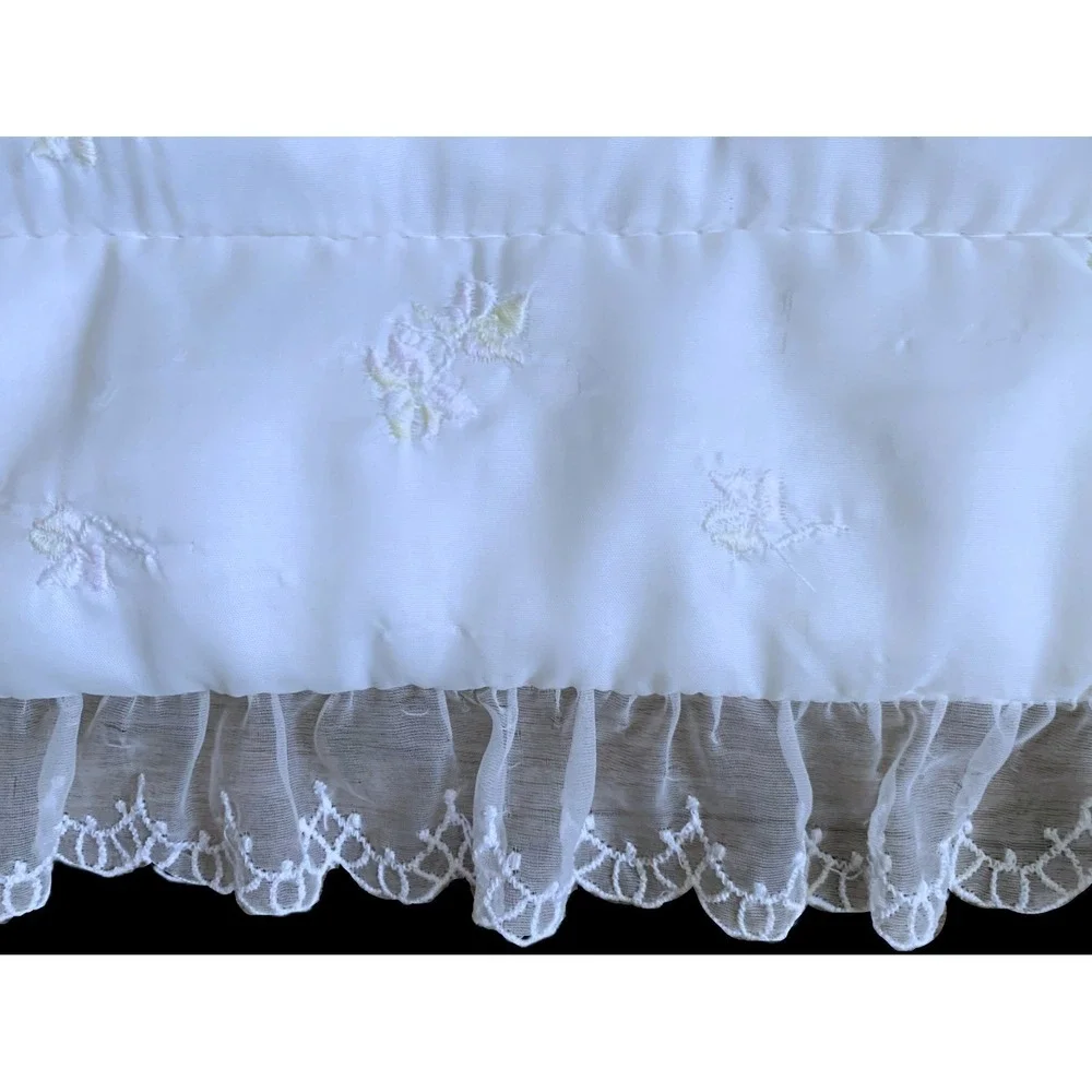 1960's Oyster Nylon Silky Feel Crib Comforter Blankie Quilt Embroidery & Lace